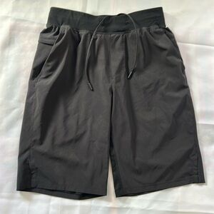 Lululemon men’s shorts 11” inseam, size small